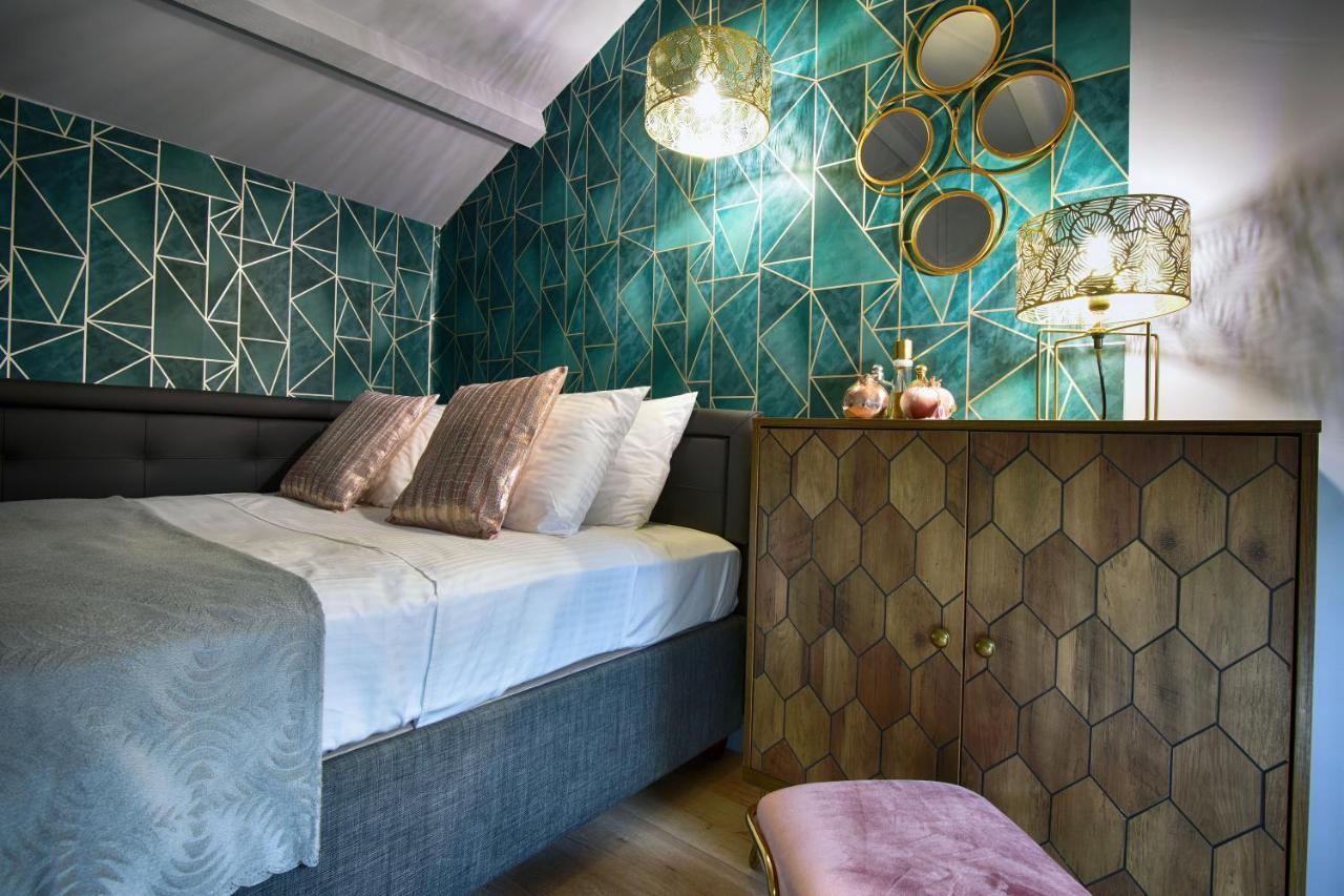 Queen 3 Apartment, In The Heart Of Corfu Historical Old Town Center 外观 照片